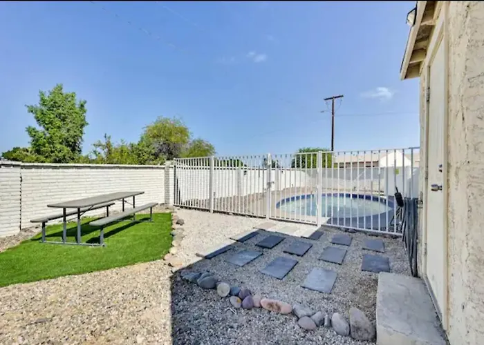 Cozy And Peaceful Vacation With Pool Ferienhaus